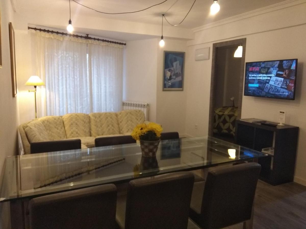 Bnap Gesta Apartman Oviedo Kültér fotó