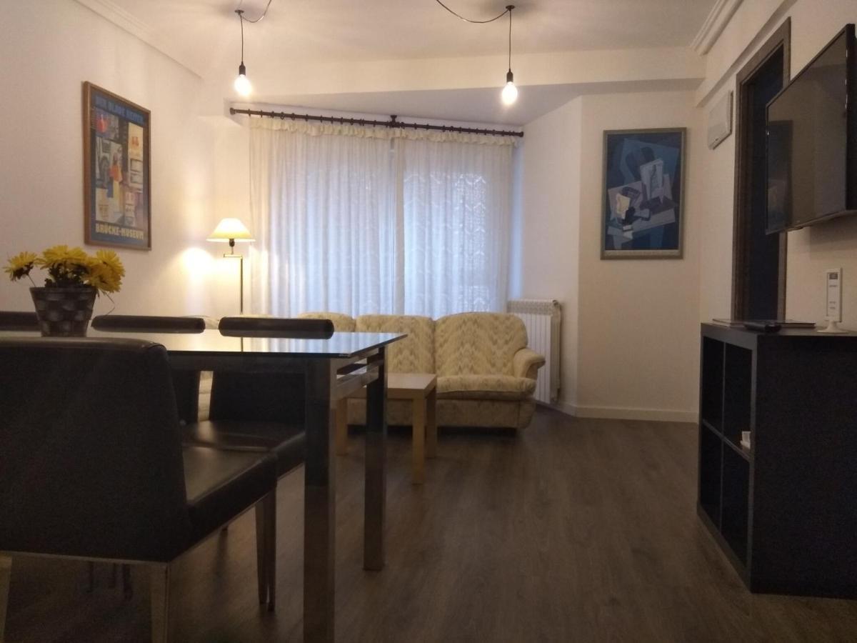 Bnap Gesta Apartman Oviedo Kültér fotó